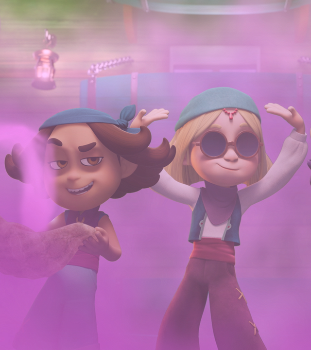 Die Seepferdchen stehen nebeneinander unter Deck inmitten von pinkfarbenem Nebel. Sie halten eine Voodoo-Puppe in Gestalt von Conan und tanzen dazu.