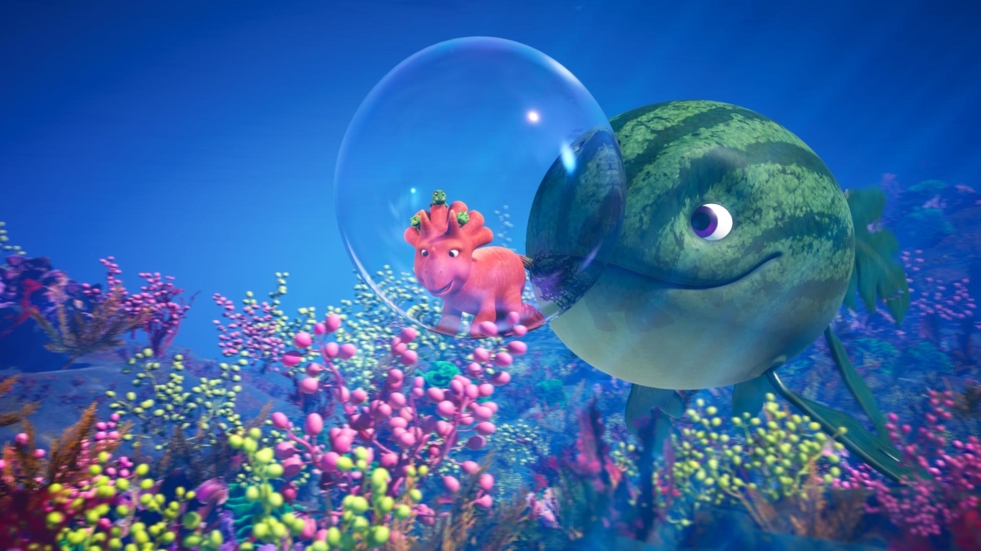 Eine riesige grüne Melone mit Gesicht und Flossen - ein sogenannter Melonensuchus - schubst eine große Luftblase unter Wasser vor sich her. In der Luftblase eingeschlossen ist Ginger, das Dinosauriermädchen, das aussieht wie eine Karotte. Das Wasser ist tiefblau. Am Grund des Sees wachsen rosafarbene und grüne Pflanzen.