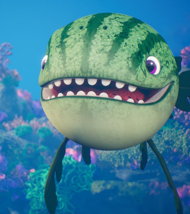 Ein Baby-Gurkodil und ein riesiger, lachender Melonensuchus schwimmen unter Wasser vor bunten Korallen. Das Gurkodil hat einen lilafarbenen Ball im Mund.