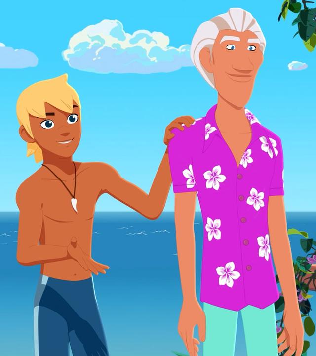 Clarissa, Yann und Floris stehen nebeneinander und schauen aufmerksam nach vorne. Yann hat seine linke Hand auf die rechte Schulter von Floris gelegt. Hinter der Gruppe liegt das blaue Meer unter einem helleren blauen Himmel mit ein paar weißen Wolken. Blühende Zweige ragen von rechts ins Bild.