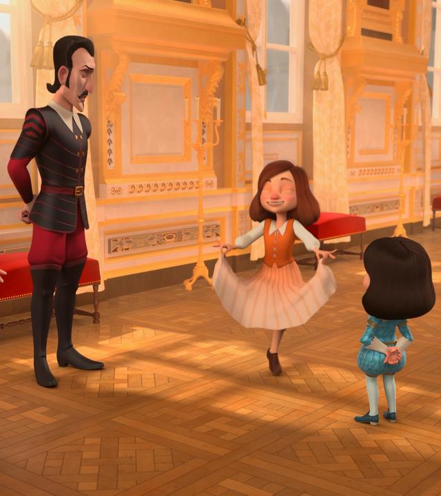 Im königlichen Palast: Charlotte tanzt mit geschlossenen Augen und lächelnd zwischen Constance, Richelieu und König Louis XIII, die ihr alle zuschauen. Im Hintergrund steht eine Wache.