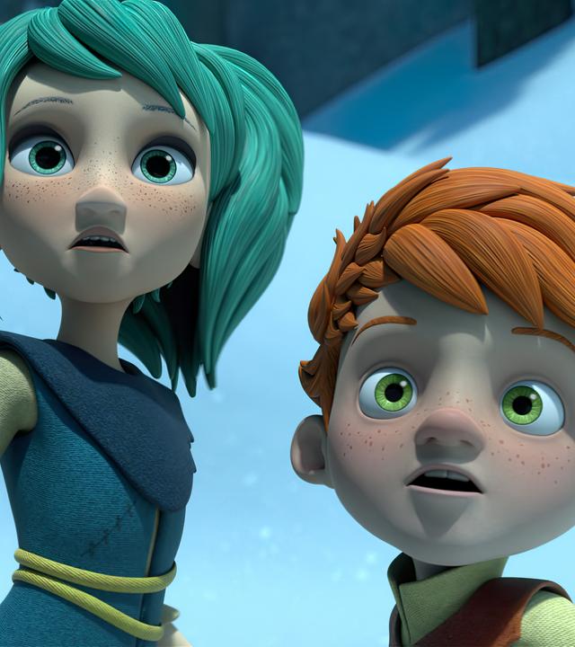 Glyn und Yuki stehen inmitten einer verschneiten Landschaft und blicken beide mit erschrockenem Blick und weit aufgerissenen Augen nach vorne.