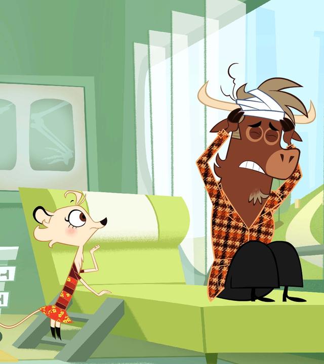 Sherlock Yack sitzt auf der Liege von Dr. Schnabelmann. Er hält sich mit schmerzerfülltem Blick den Kopf und trägt einen Verband. Hermione steht besorgt neben seiner Liege.