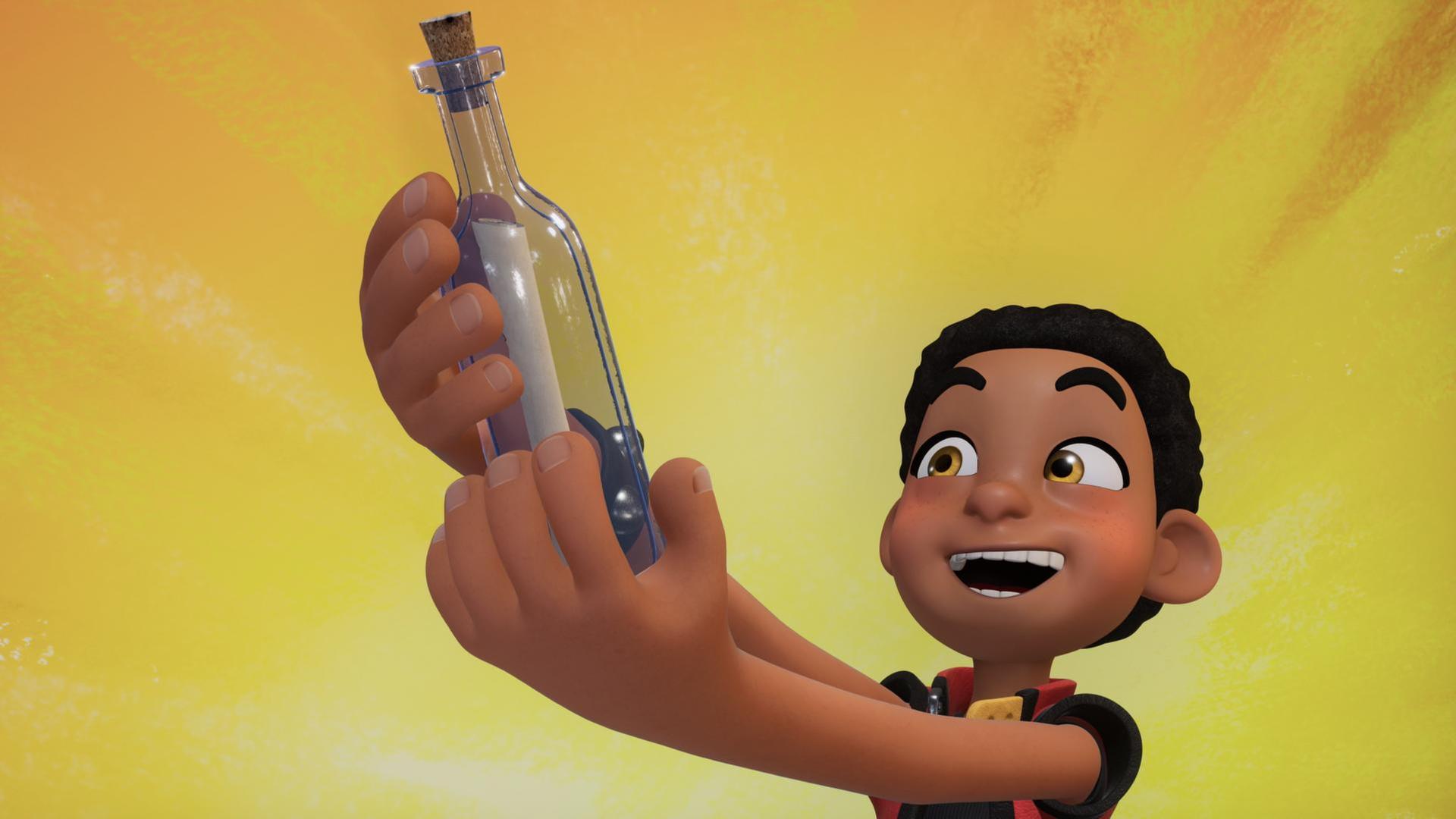 Finn hält eine Flaschenpost hoch mit beiden Händen und freut sich riesig über seine tolle Idee.