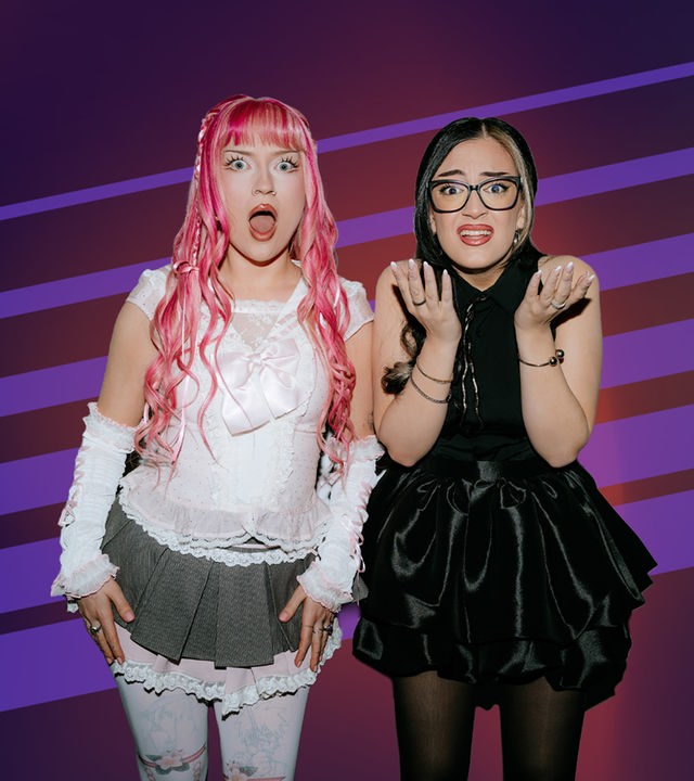 Parshad Esmaeili und Naomi Jon schauen erstaunt.