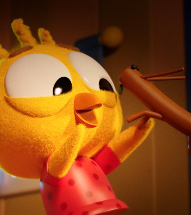 Das Küken Karla steht in ihrem Kinderzimmer und schwingt beide Flügel fröhlich in die Luft. Ihr Schnabel ist geöffnet. Rechts neben ihr wirbelt die Stabheuschrecke genannt Stöckchen in der Luft. Die Stabheuschrecke hat die Form eines Stocks.