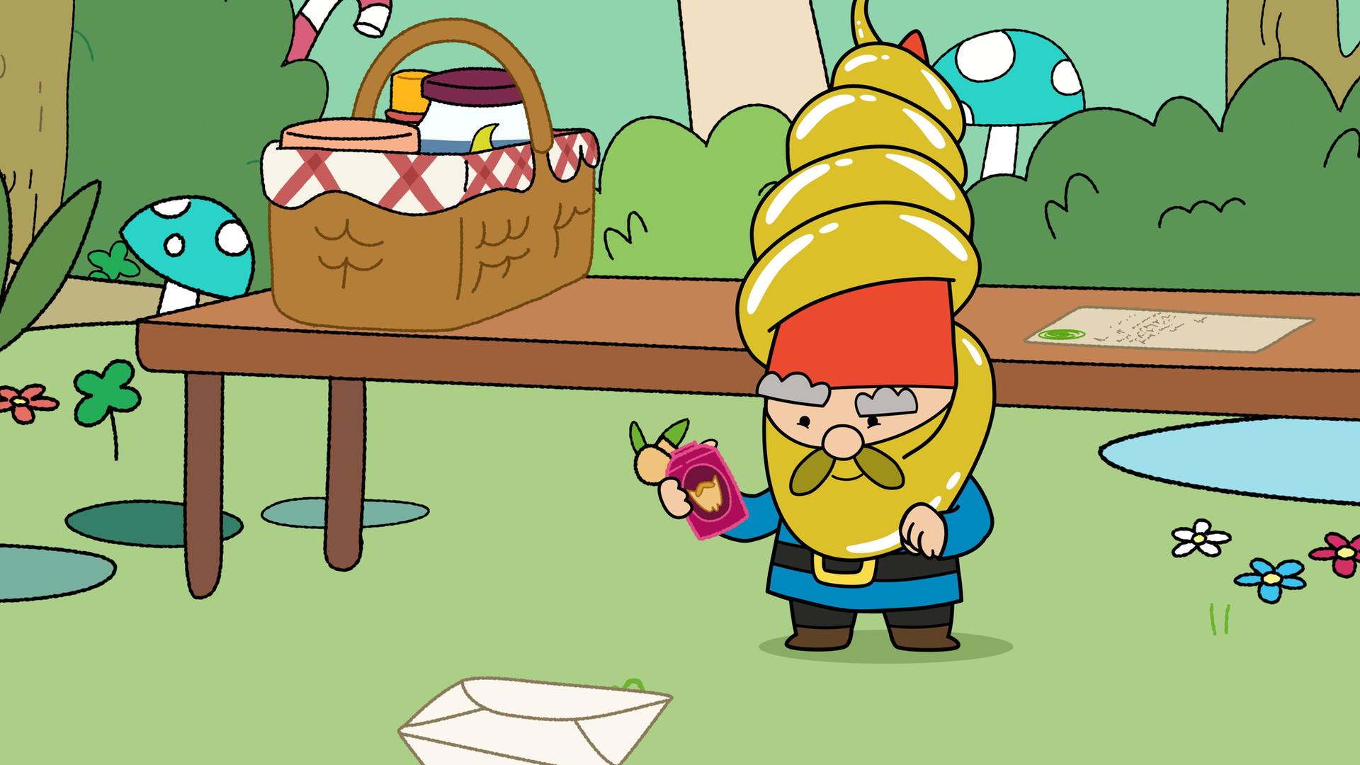 Auf einer Wiese steht Herbert mit einem langen goldenen Bart, der um seinen Zwergenhut gewickelt ist. Er hält ein Fläschchen in der Hand, und vor ihm liegt ein geöffneter Briefumschlag. Hinter ihm steht ein langer Holztisch mit einem Picknickkorb darauf.