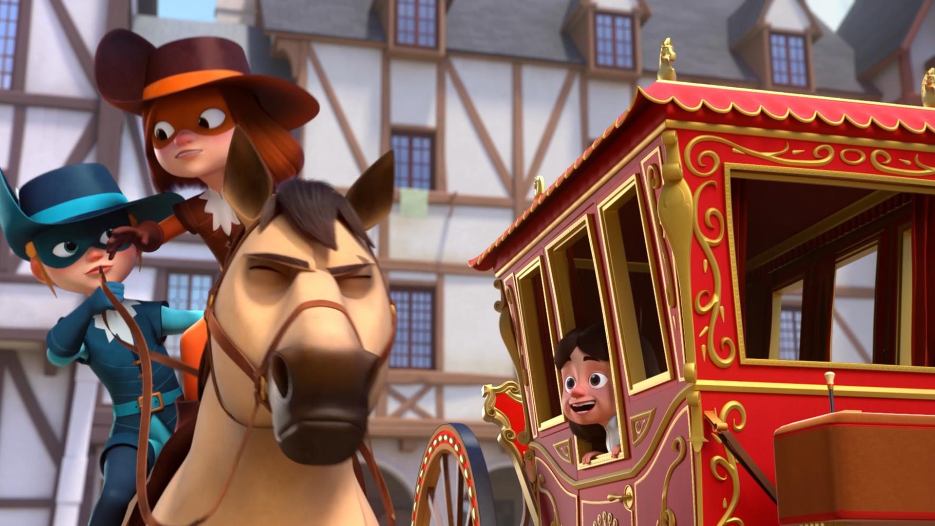 Athos sitzt hinten auf einem Pferd und hält die Zügel in ihren Händen. Sie blickt zu d'Artagnan, die sich direkt vor ihr befindet. Ihr Blick geht leicht nach hinten zu Athos. Direkt neben ihnen befindet sich der König in einer roten Kutsche, aus der er herausschaut und den beiden erleichtert zulacht. Im Hintergrund stehen Fachwerkhäuser.