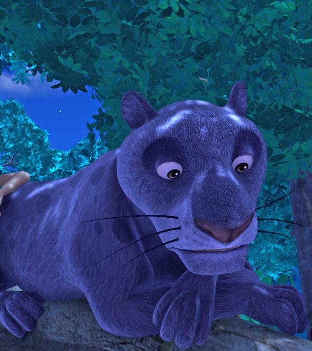 Mogli und Baghira sitzen in der Nacht auf einem Ast und blicken von dort nach unten.