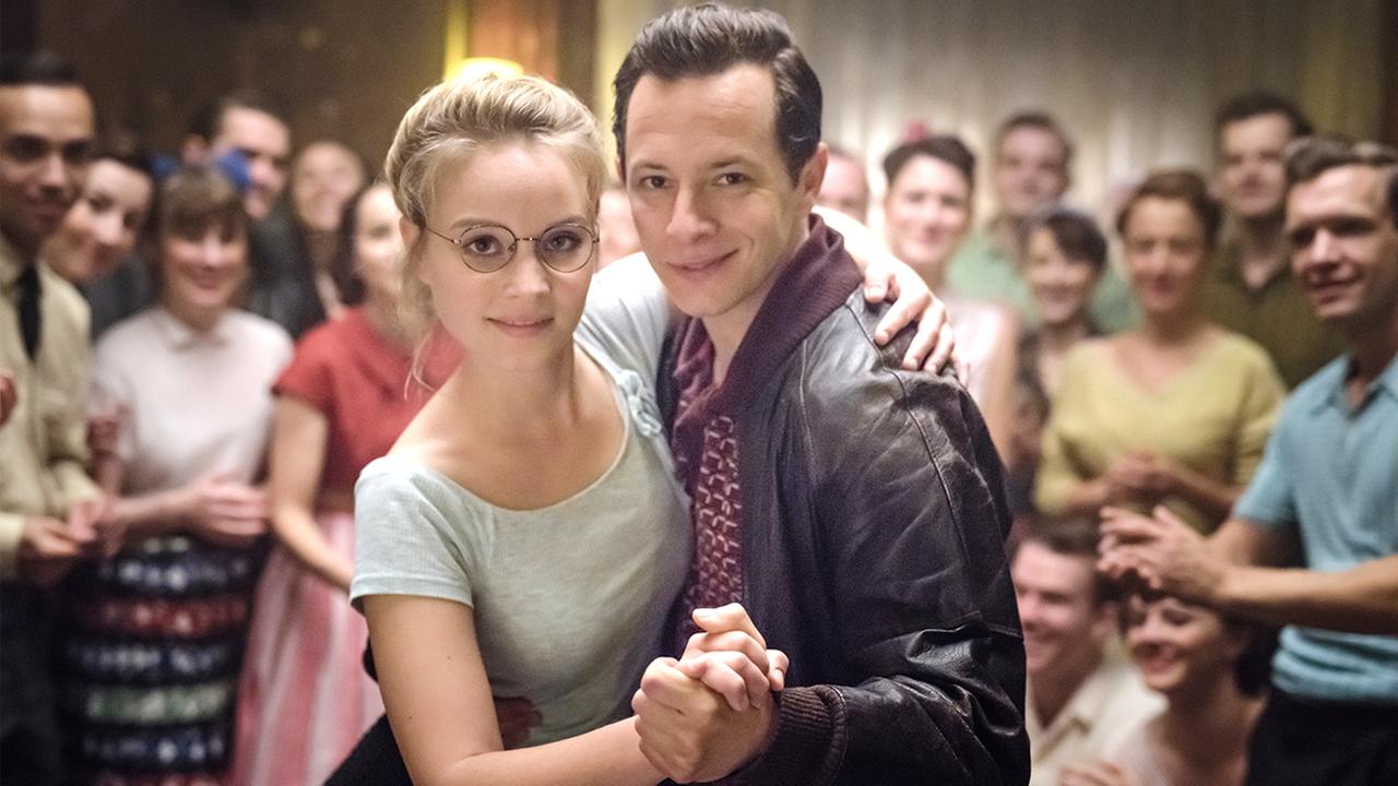 Standbild:Ku'damm 56 (2/3)