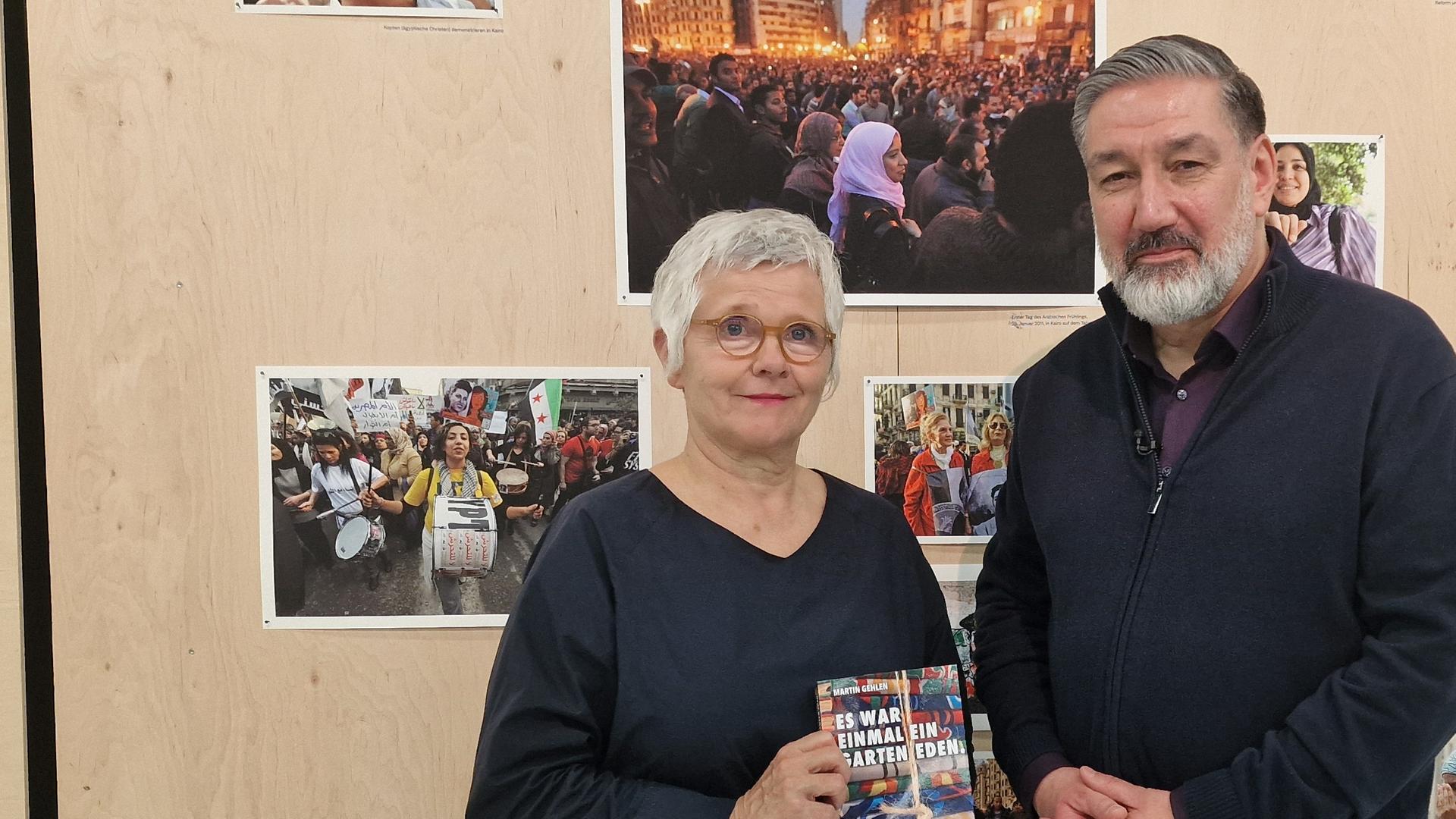 Die Fotografin Katharina Eglau und "Forum"-Moderator Abdul-Ahmad Rashid