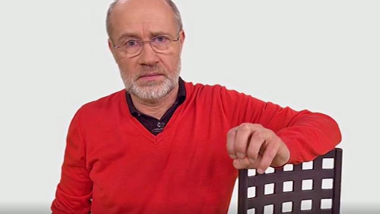 Harald Lesch im Studio von Frag den Lesch