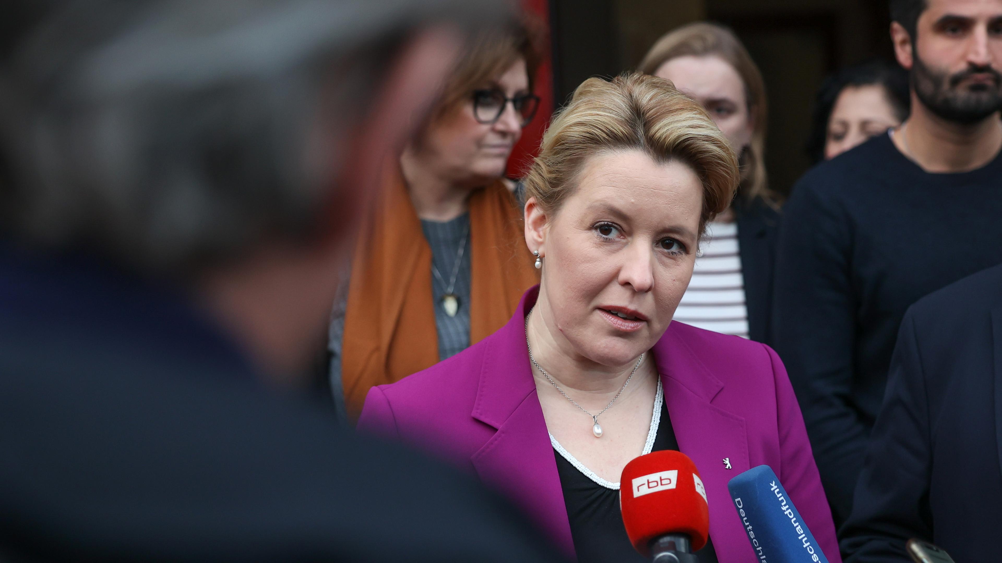 Berlin: Franziska Giffey (SPD), Regierende Bürgermeisterin, aufgenommen am 27.02.2023 in Berlin