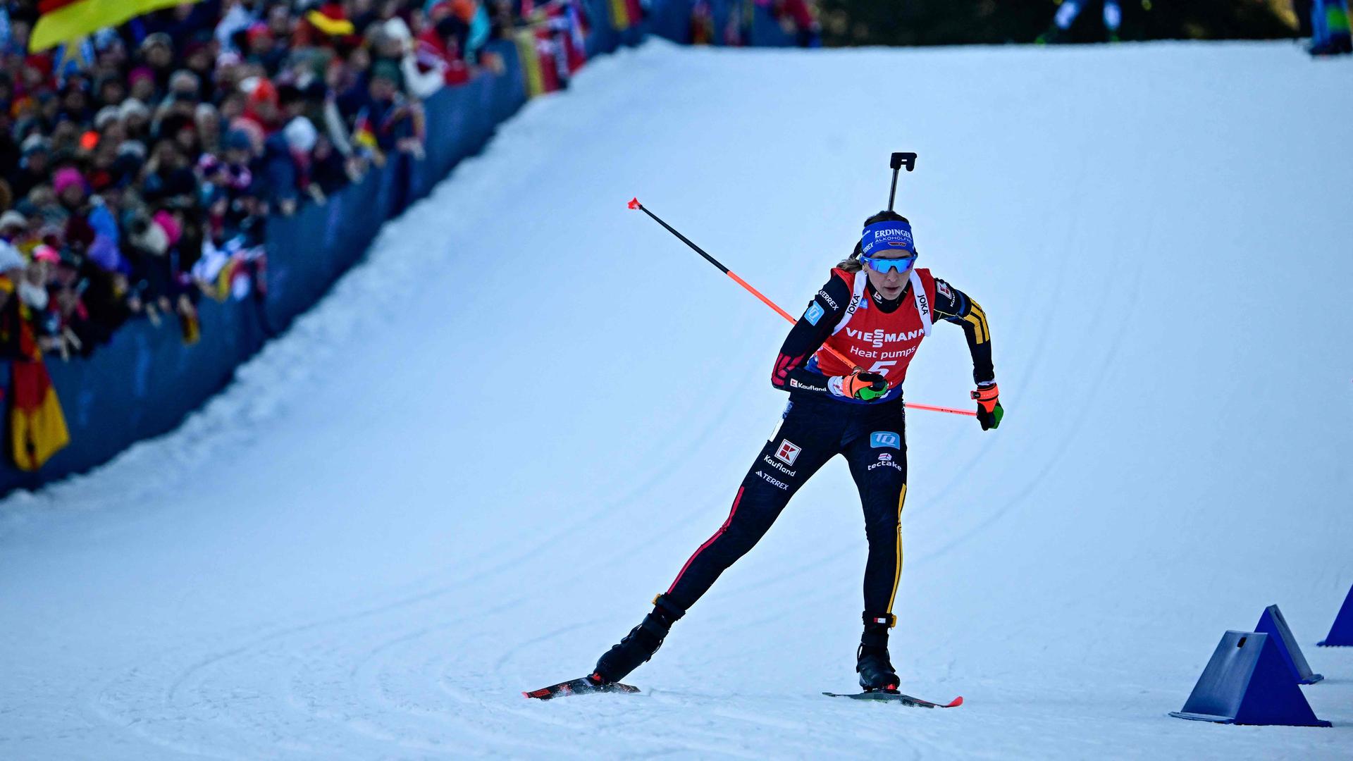 Franziska Preuss nimmt am 18. Januar 2020 am IBU Biathlon-Weltcups in Ruhpolding teil.