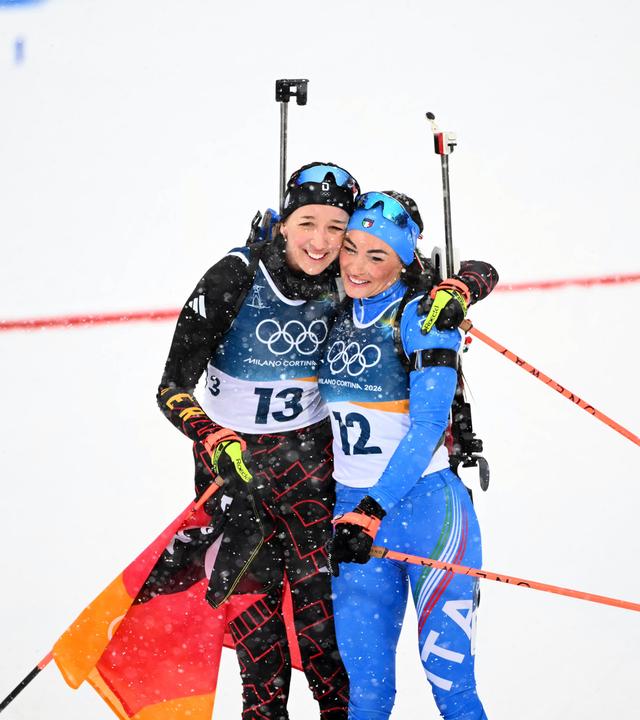 Franziska Preuss und Dorothea Wierer am 21.02.26