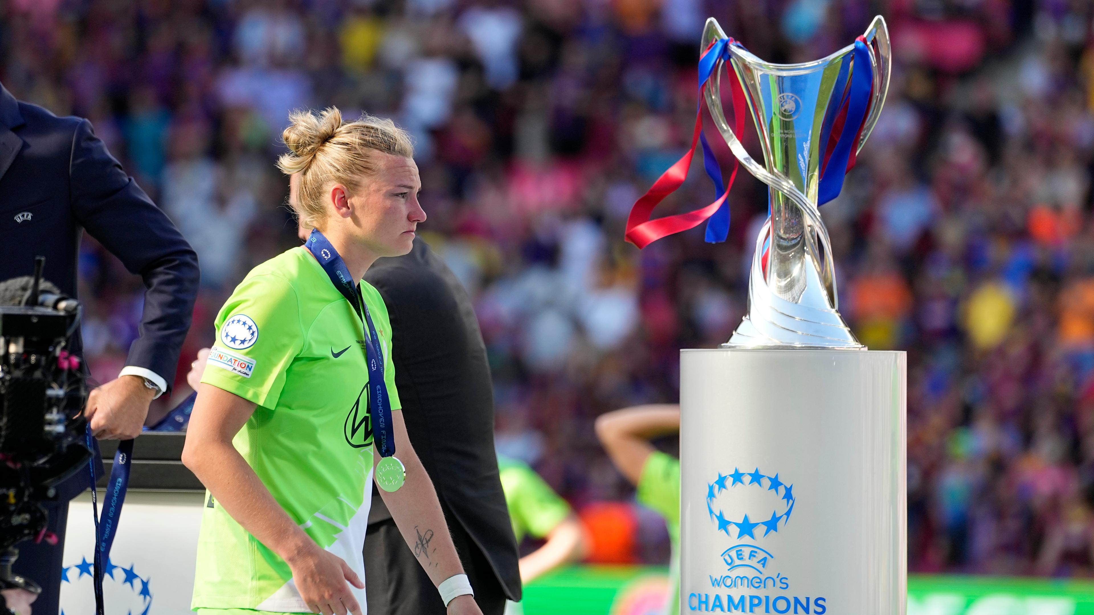 Nach 20-Führung VfL-Frauen verlieren Finale gegen Barca