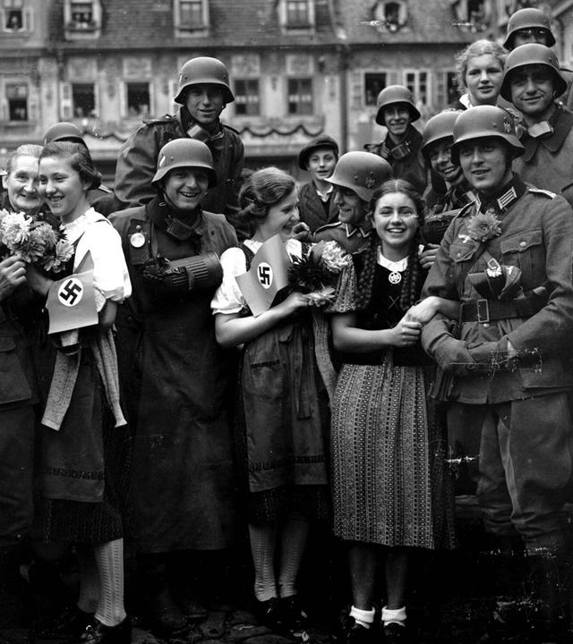 Männer und Frauen in der NS-Zeit (1938)