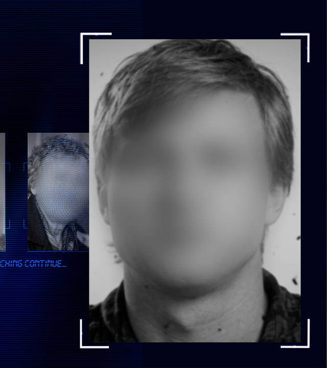 Portaitfoto eines Mannes. Kurze mittelblonde Haare, seitenscheitel, schaut Richtung Kamera, Gesicht verfremdet. dunkles Oberteil. SChwarzweißfoto. Links daneben: Lichtschematische Darstellung eines Fingerabdrucks.
