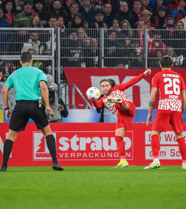 Lucas Hoeler (SC Freiburg) mit dem Tor zum 2:2 Ausgleich.