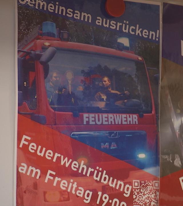 Plakatwerbung der Freiwilligen Feuerwehr in Niederwerth