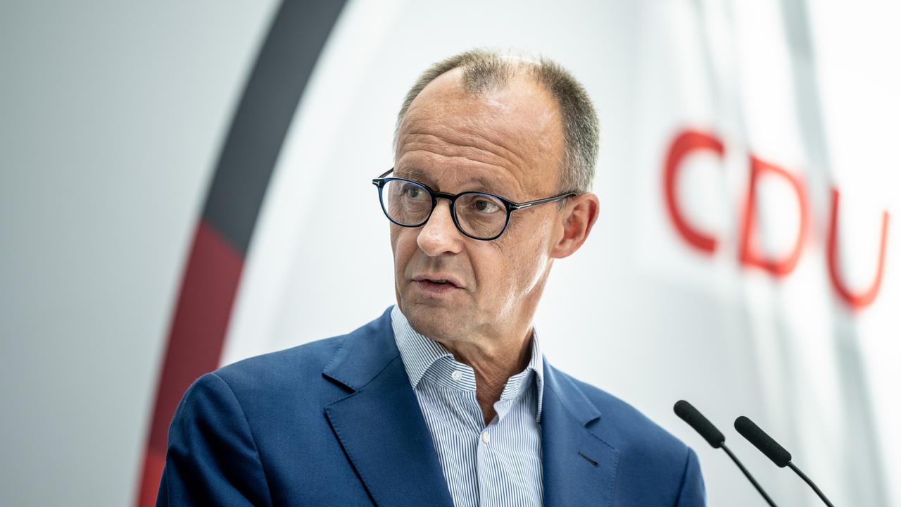 Merz wants a debate about willingness to perform