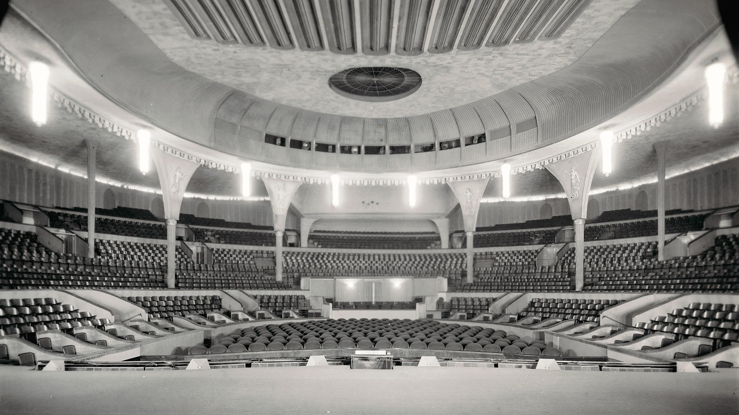 Saal des Theaters des Volkes nach dem Umbau 1938