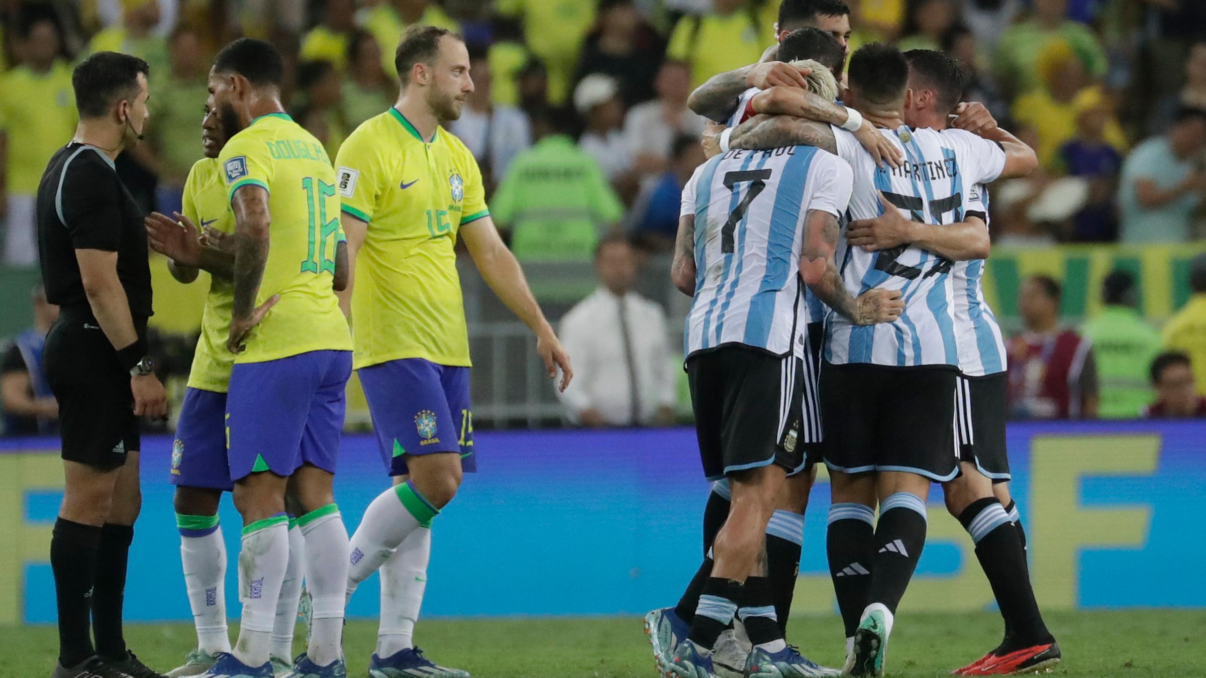Fußball-WM-Qualifikation in Südamerika: Brasilien - Argentinien