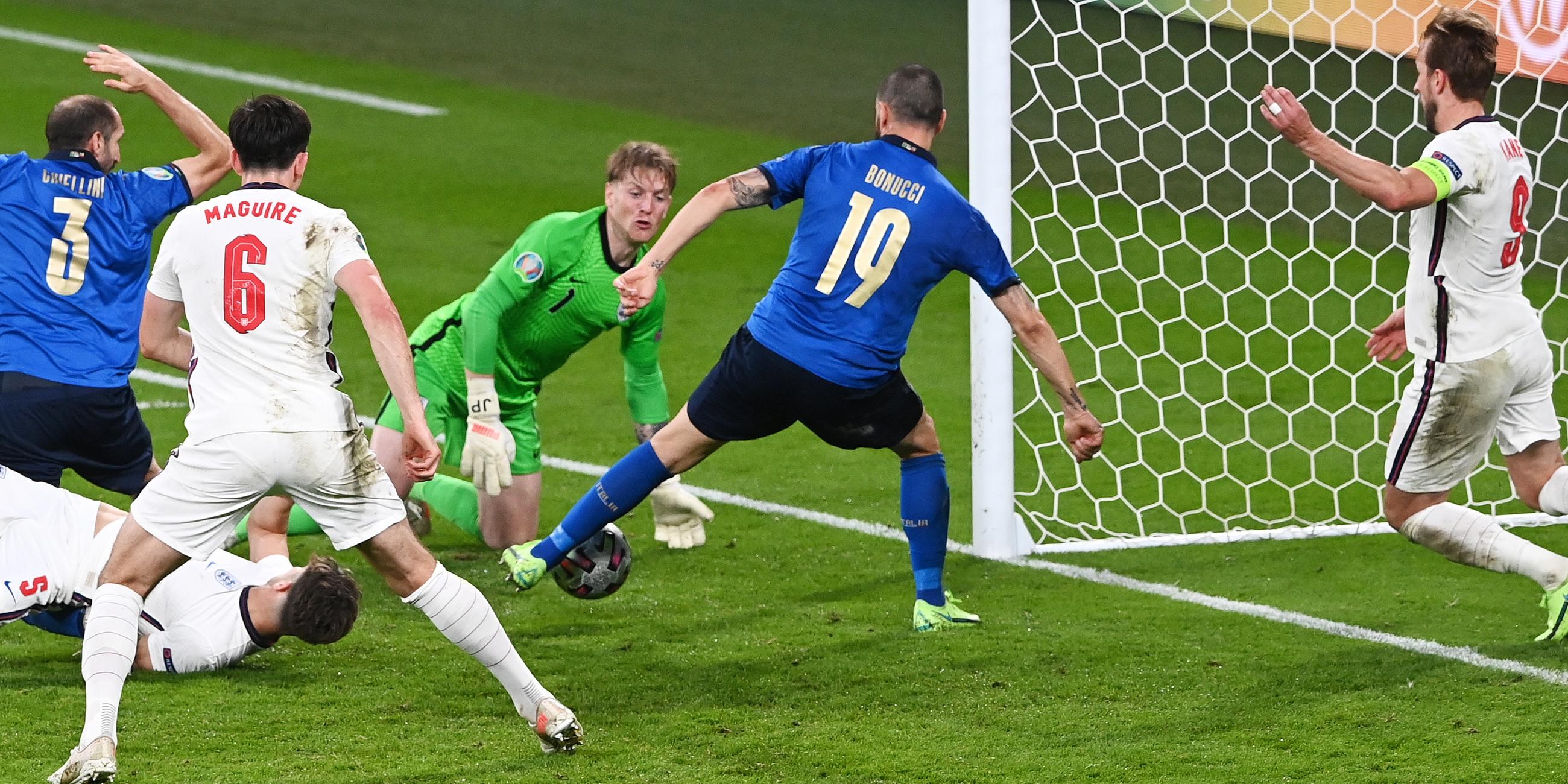 Bonucci, Leonardo - erzielt das 1:1 im EM-Finale gegen England 2021