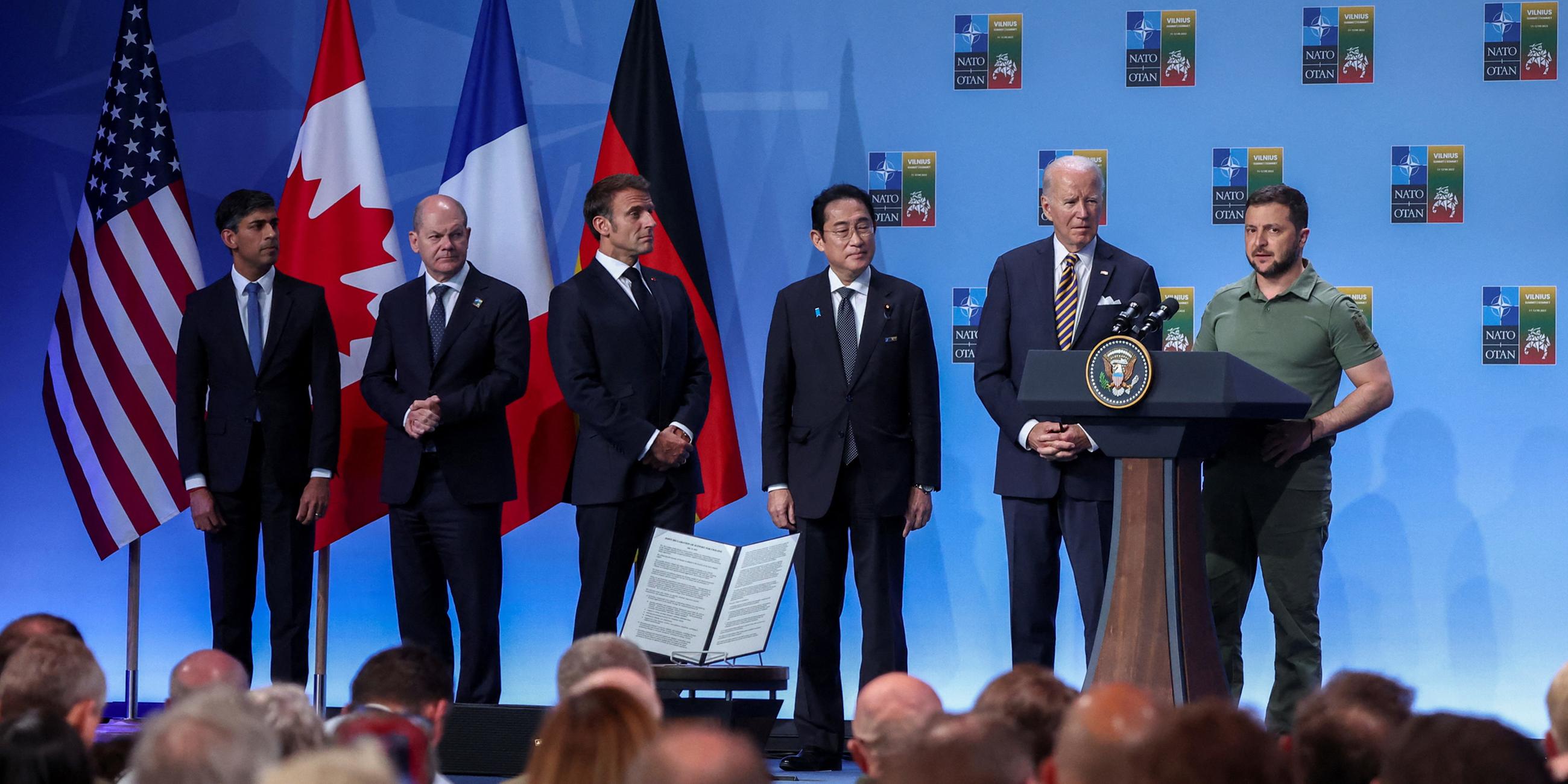 Die G7 am Rande des Nato-Gipfels mit dem ukrainischen Präsidenten.
