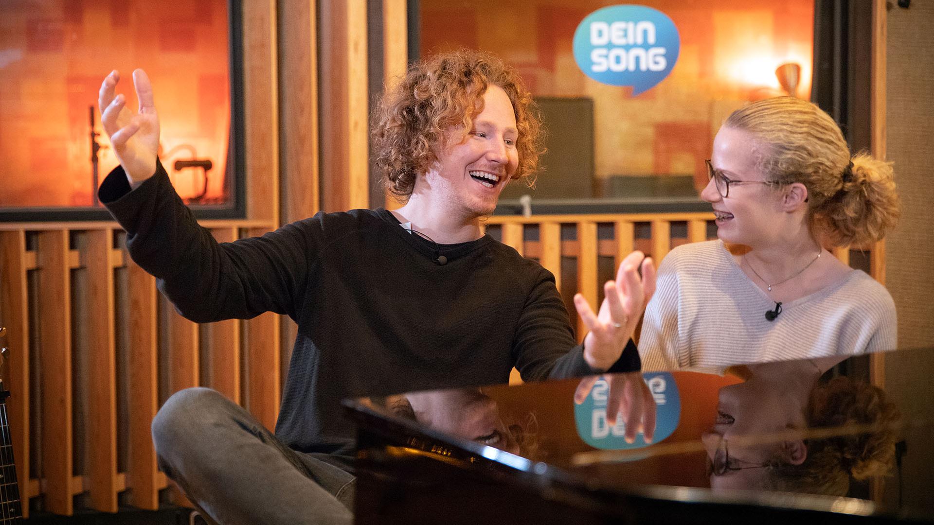 Dein-Song-Kandidatin Hannah mit Sänger Micheal Schulte