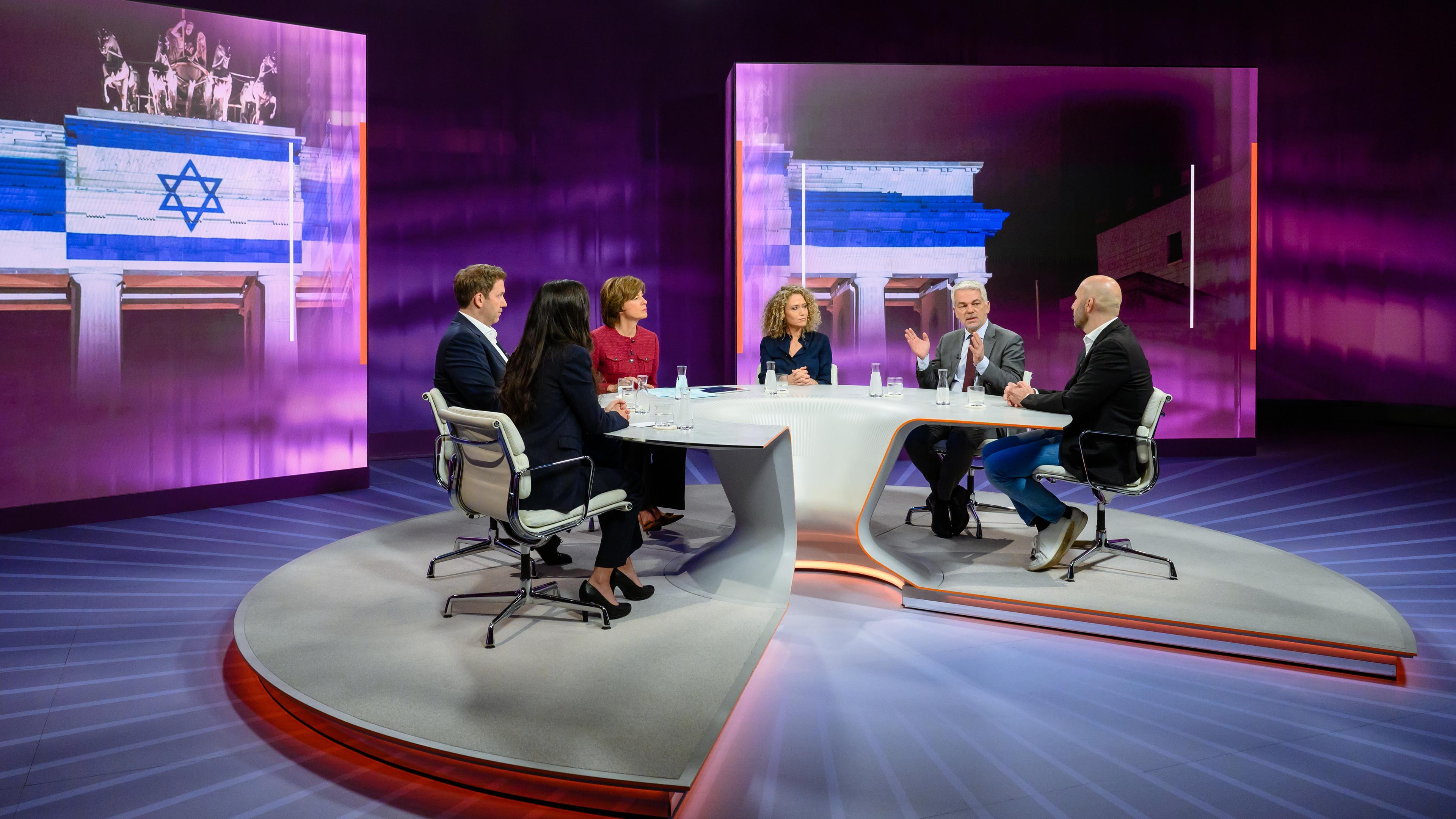 Von links: Lars Klingbeil, Sharzad Eden Osterer, Maybrit Illner, Melody Sucharewicz, Carlo Masala, Ahmad Mansour