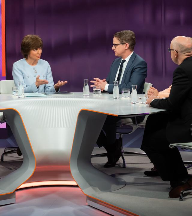 v.l.: Boris Palmer, Anke Rehlinger, Maybrit Illner, Carsten LinnemannKristina Dunz, Gabriel Felbermayr