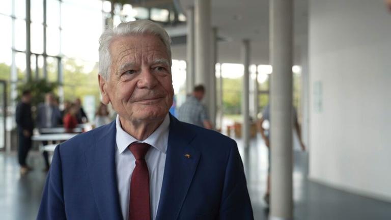 Joachim Gauck ist zu sehen.