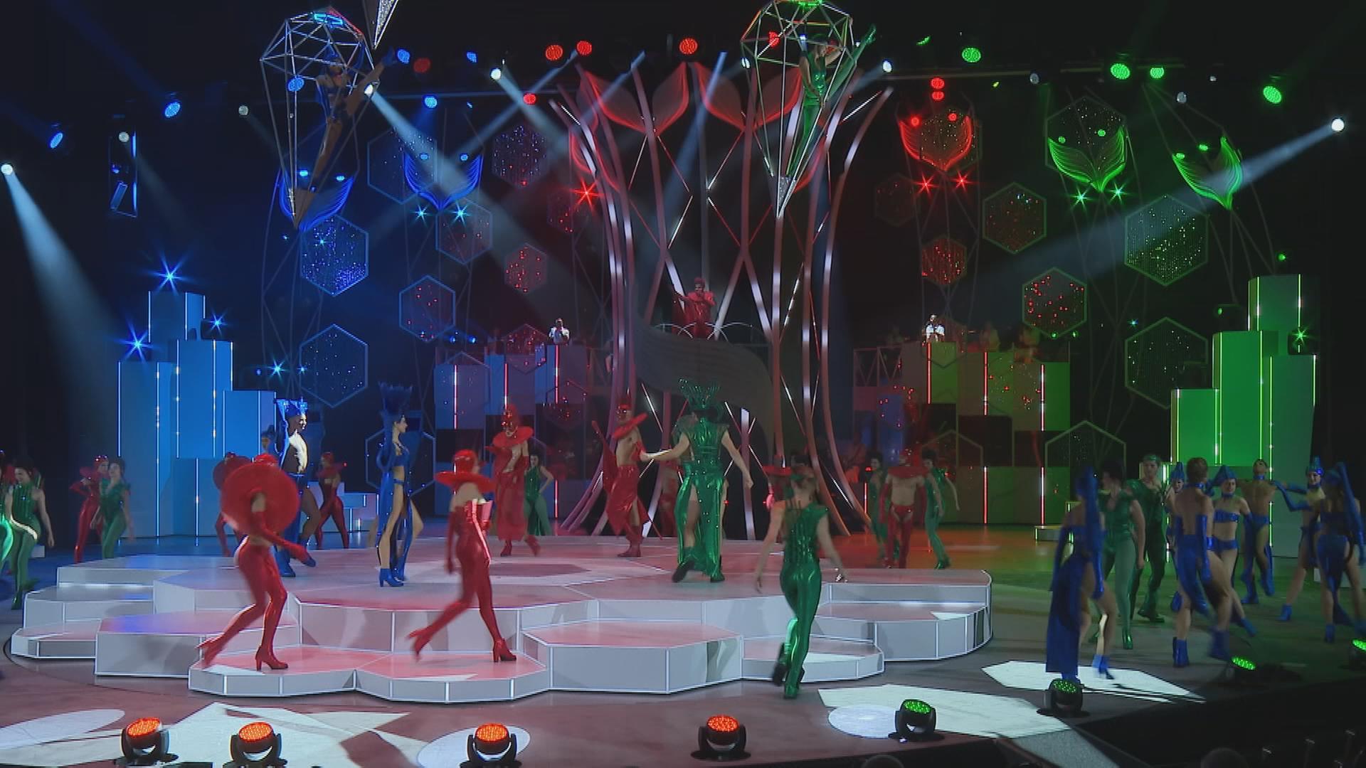 Jean Paul Gaultier und Sternchen