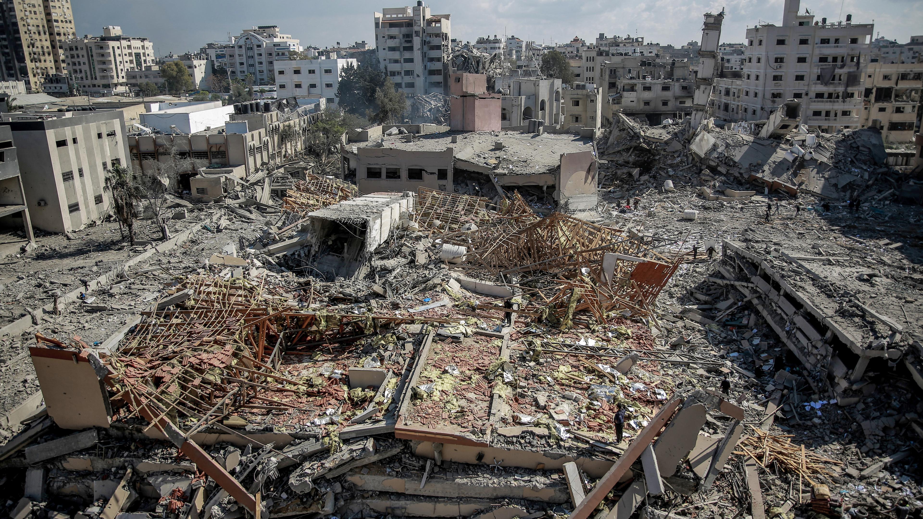 Häuserruinen in Gaza-Stadt nach dem Rückzug der israelischen Armee aus dem Norden von Gaza-Stadt.