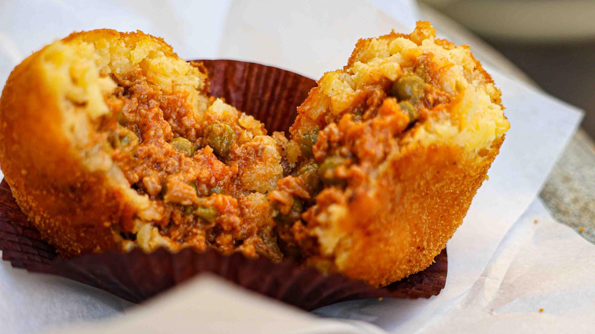 Gefüllte Reisbällchen „Arancine“ mit Ragù 