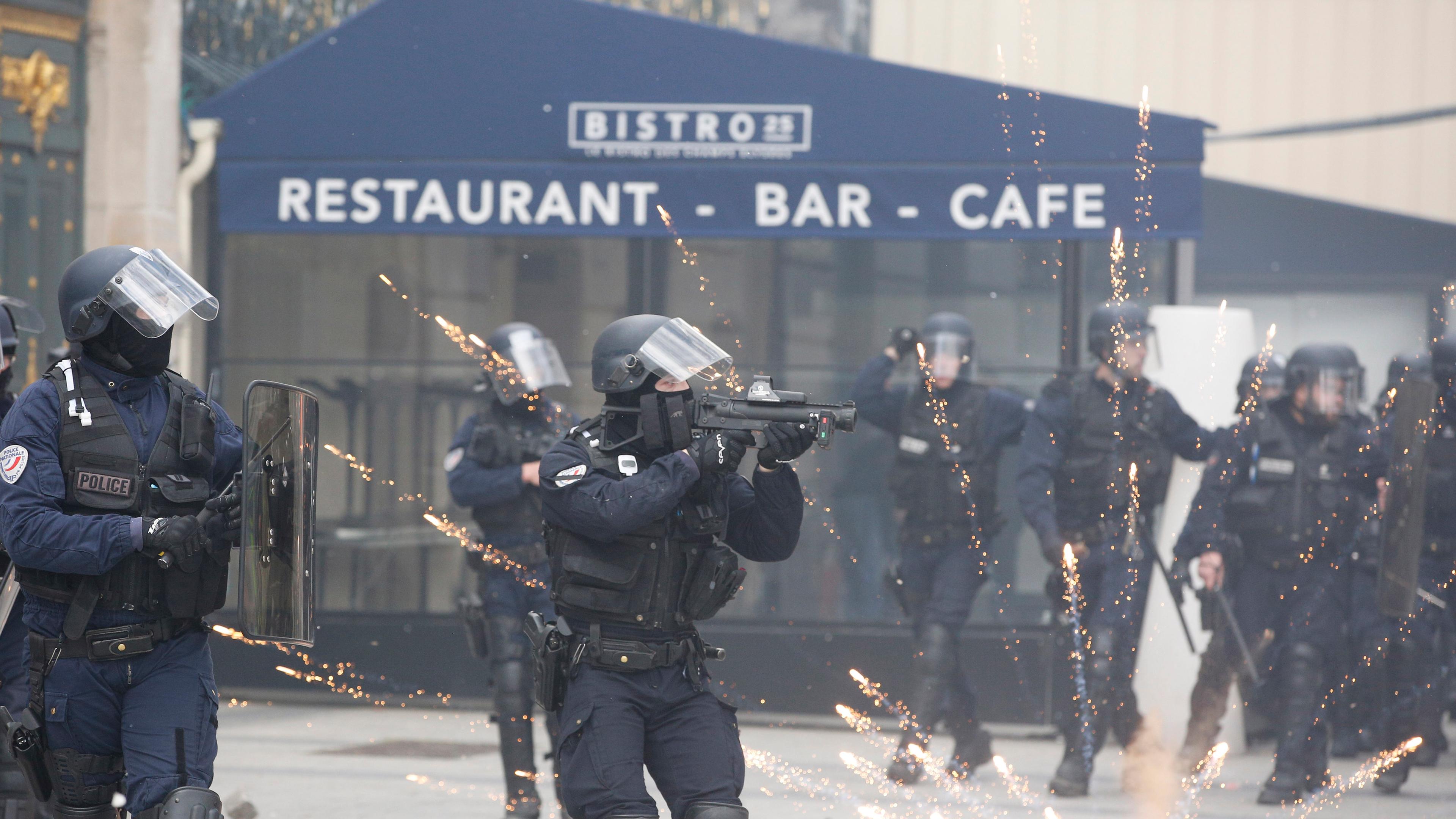 Erneute Ausschreitungen bei Gelbwesten Protest, Paris, 16.03.2019