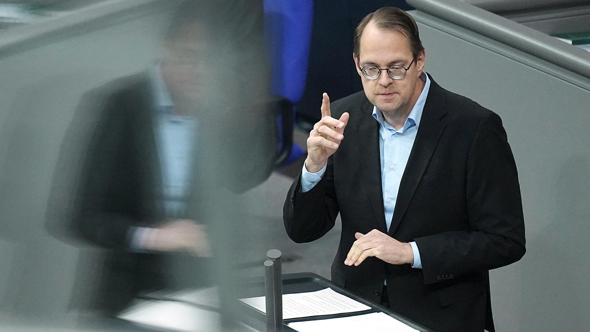 Generaldebatte im Bundestag - Sören Pellmann, aufgenommen am 26.11.2025