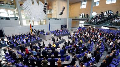 Heute - Live: Generaldebatte Im Bundestag Mit Kanzler Olaf Scholz