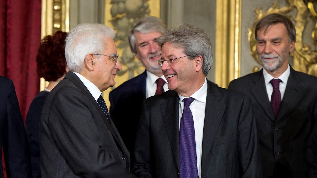 Italiens neuer Regierungschef Gentiloni stellt vor ZDFheute