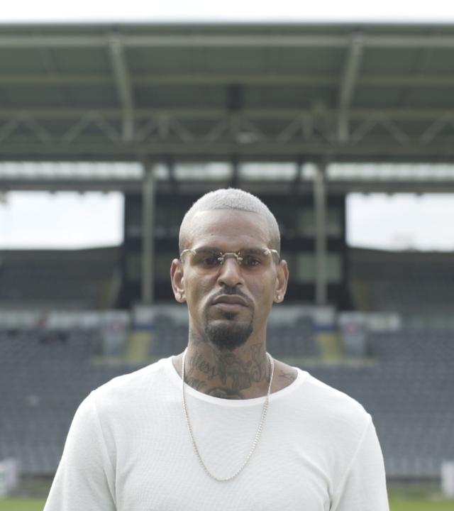 Auf dem Bild ist Daniel Keita-Ruel aus dem Format Germania zu sehen