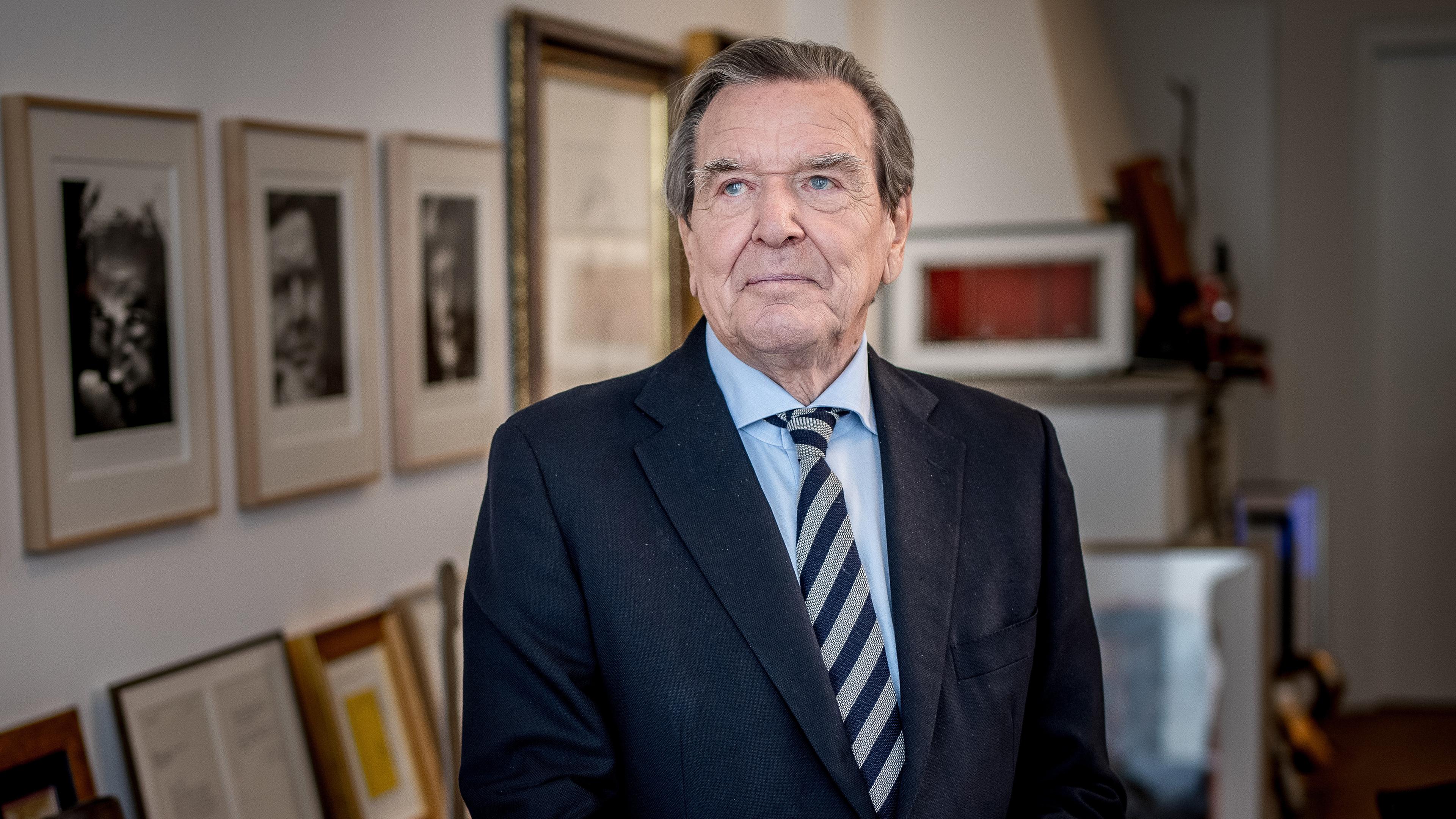 Gerhard Schröder (SPD), aufgenommen am 14.03.2024 in Hannover