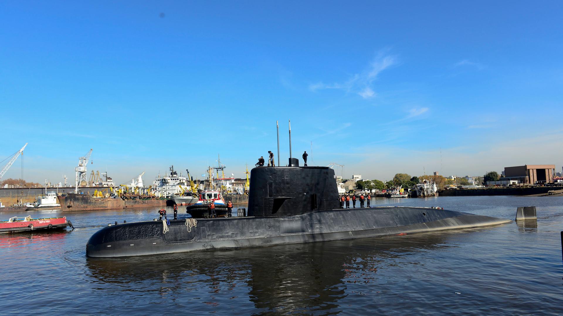 Archiv: Das argentinische U-Boot ARA San Juan bevor es im Atlantik gesunken ist und für ein Jahr verschwan am 17.11.2017 in Buenos Aires.