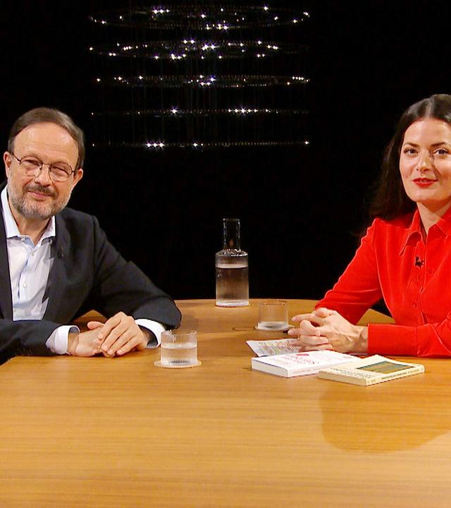 Palliativmediziner Gian Domenico Borasio und Moderatorin Olivia Röllin