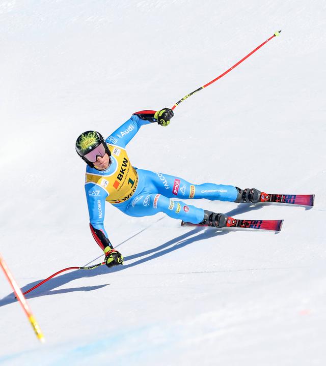 Der italienische Skirennläufer Giovanni Franzoni ist beim FIS World Cup in Aktion zu sehen