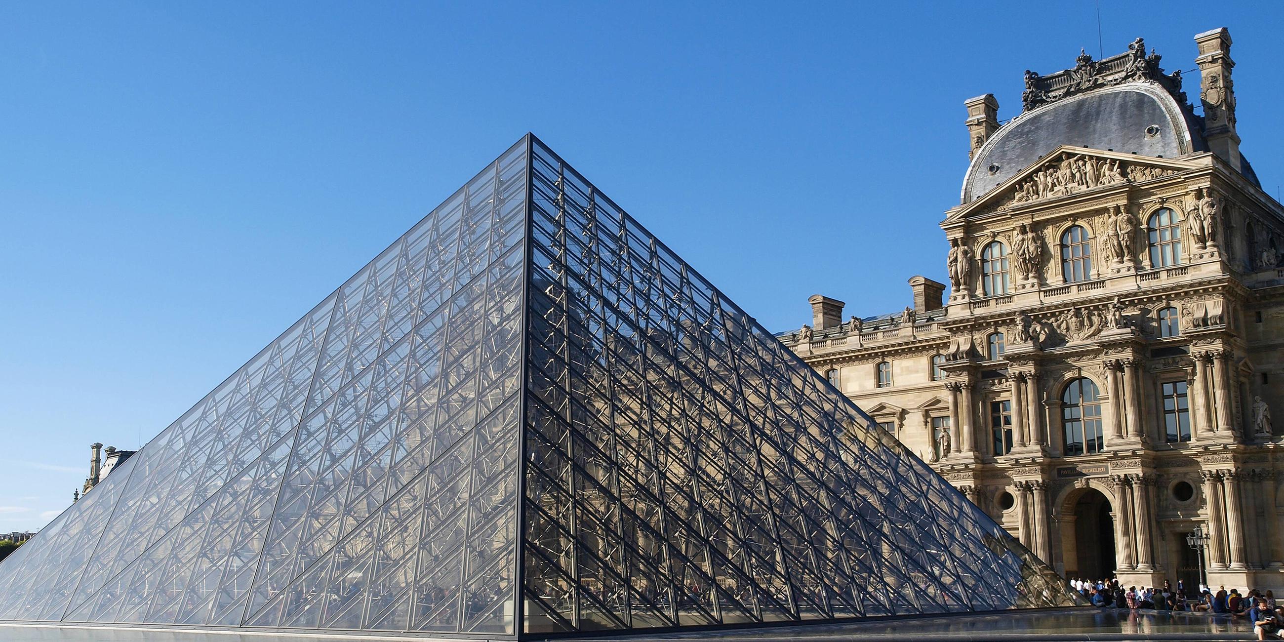 Glaspyramide am Louvre von Ieoh Ming Pei