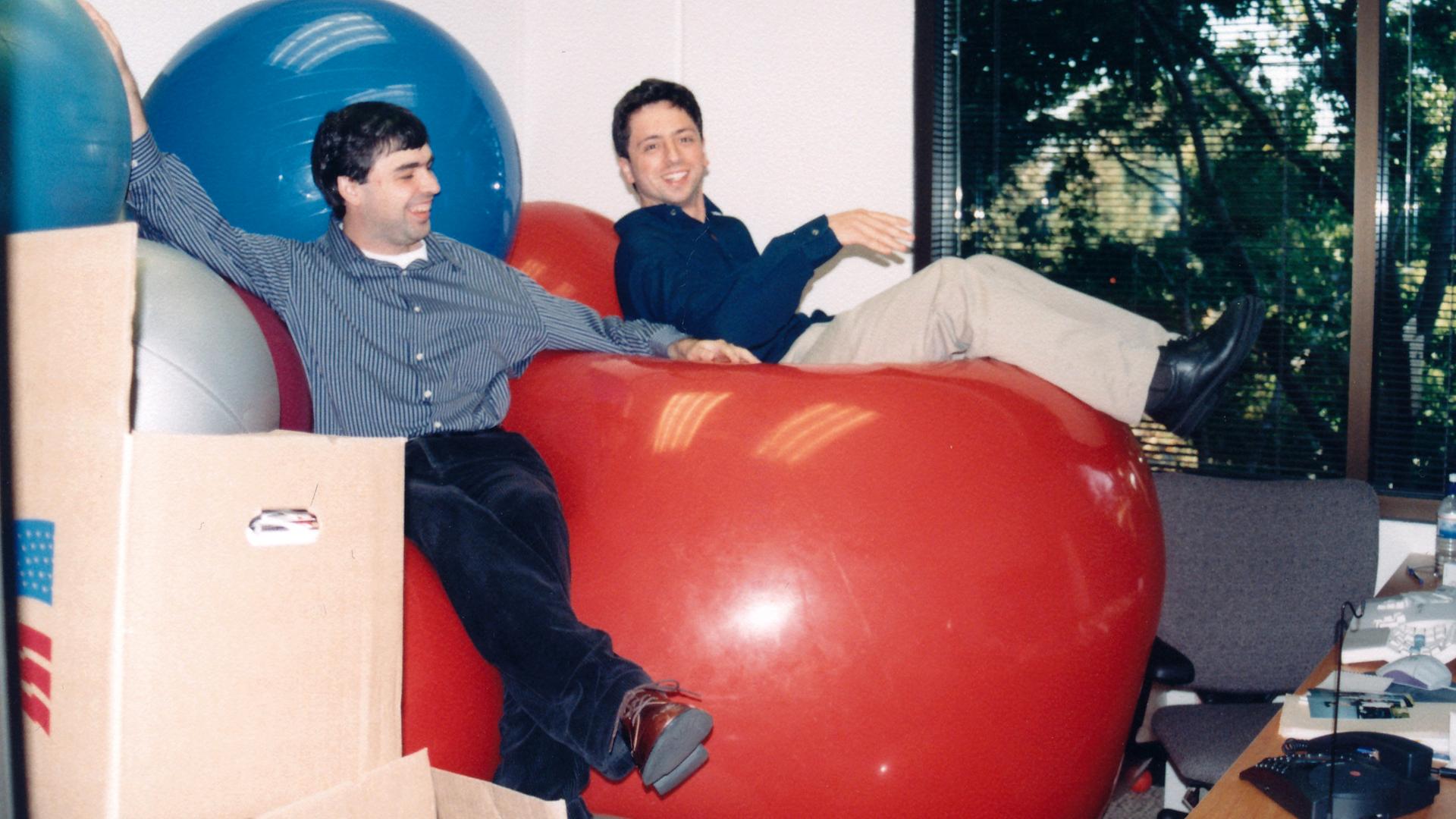Archiv: Gründer Larry Page und Sergey Brin, aufgenommen am 01.01.1998 