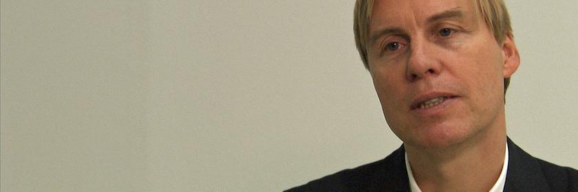 gregor-schneider-102~840x280?