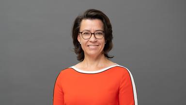 Portät von Fernsehratsmitglied Dr. Claudia Conen