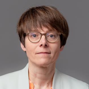 Porträt ZDF-Fernsehratsmitglied Dr. Beate Gilles